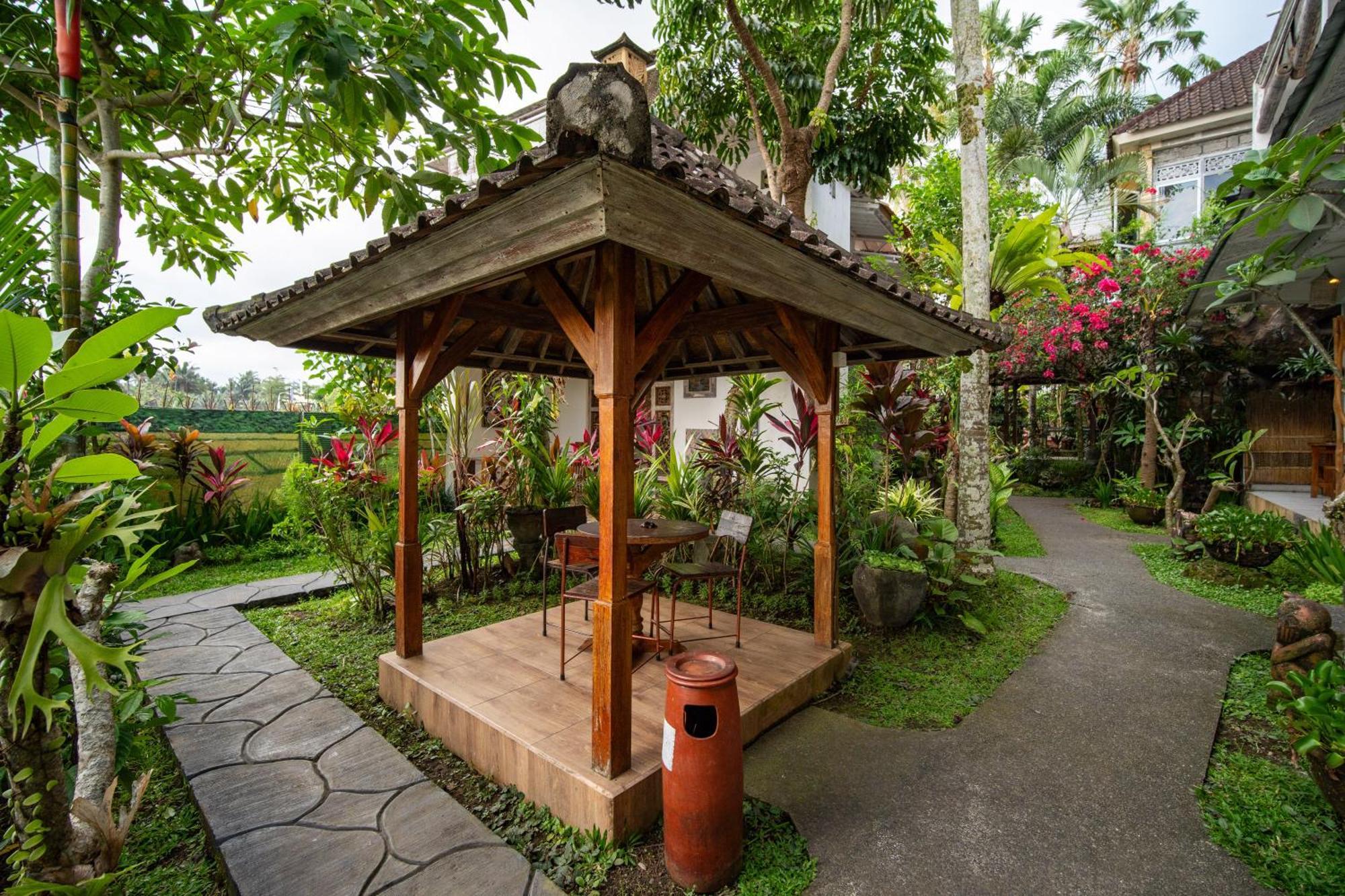 Kubu Sari Ubud Exteriör bild