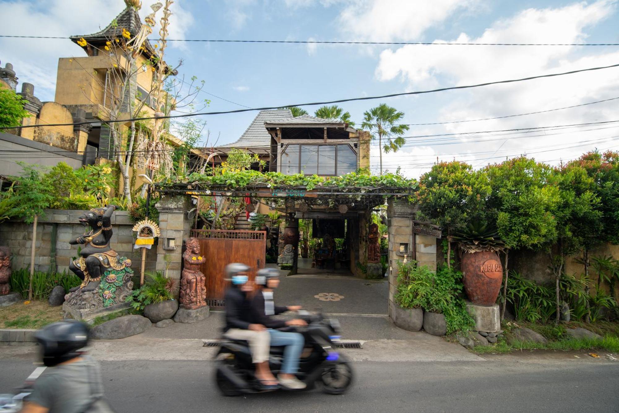 Kubu Sari Ubud Exteriör bild