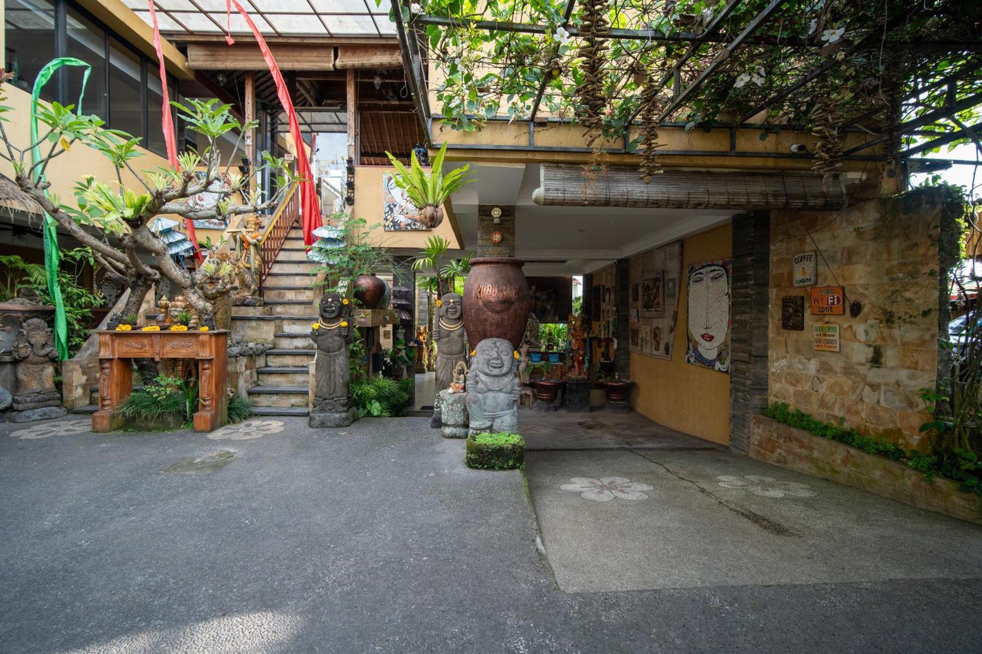 Kubu Sari Ubud Exteriör bild