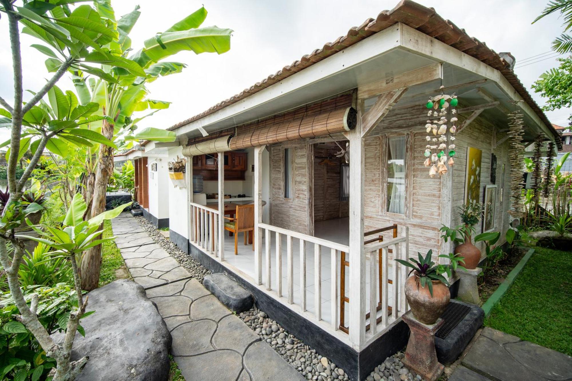 Kubu Sari Ubud Exteriör bild